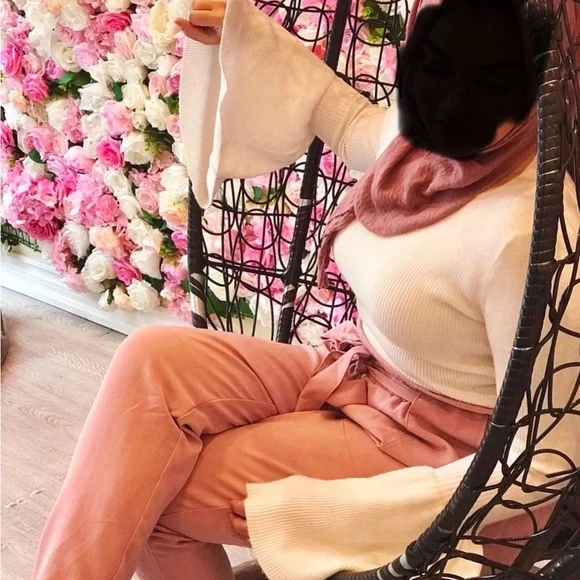 Pink pants - Picture 2 of 2